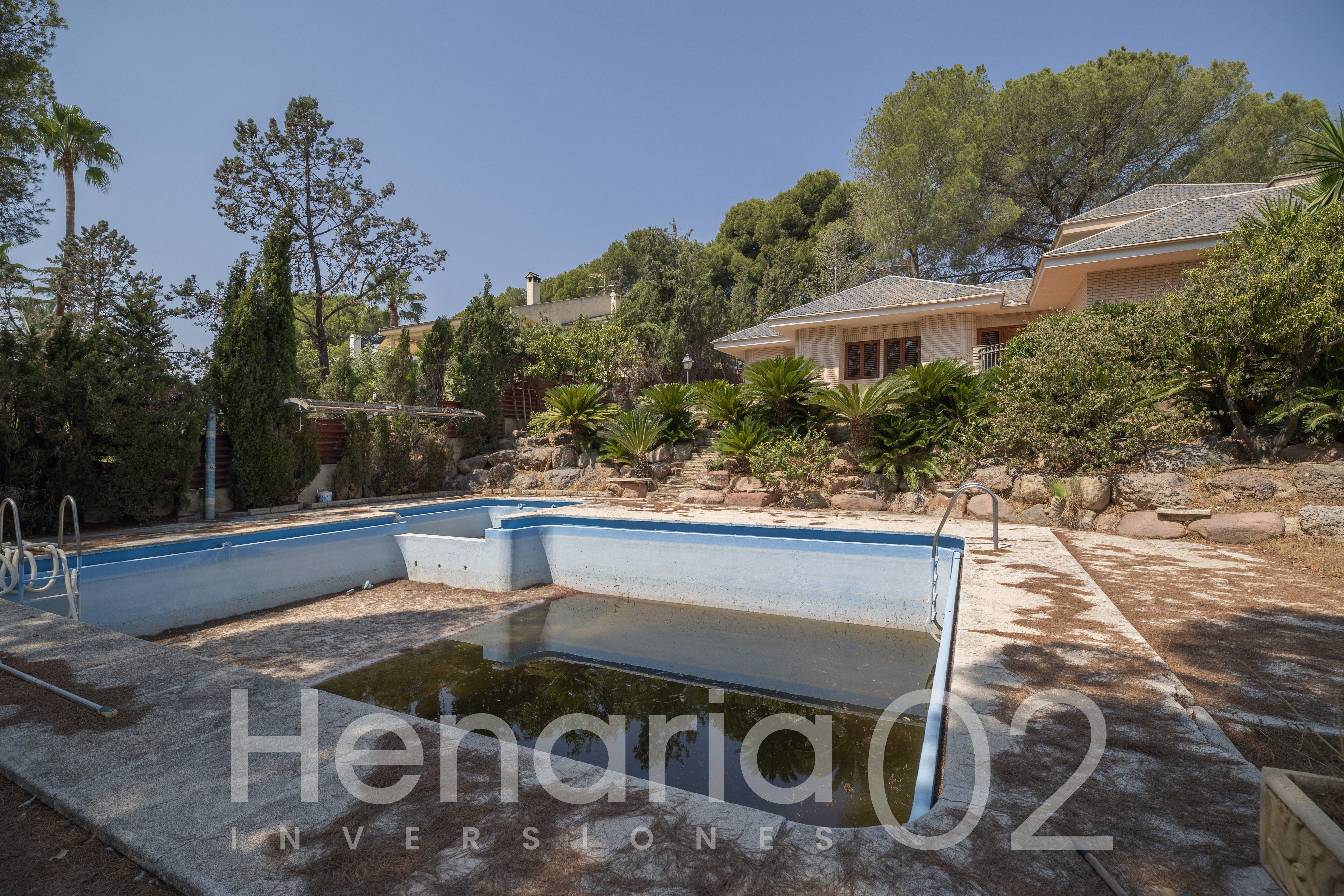 henaria2002